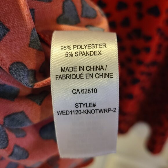 Red dress with heart print - Picture 3 of 3